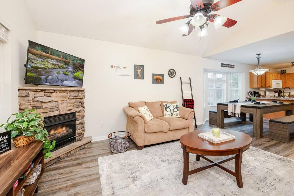 Great Smoky Mountain Get-Away Villa Pigeon Forge Esterno foto